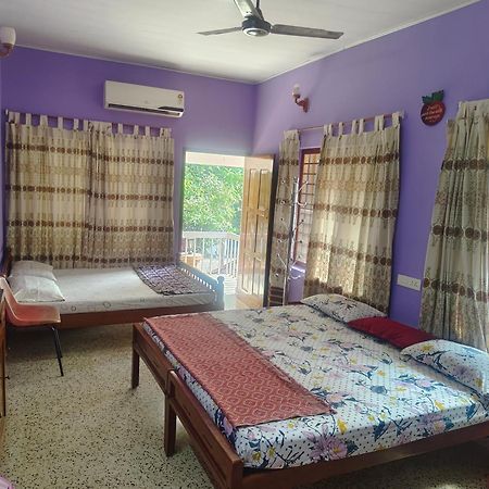 Thoms Beach Homestay Alappuzha Luaran gambar