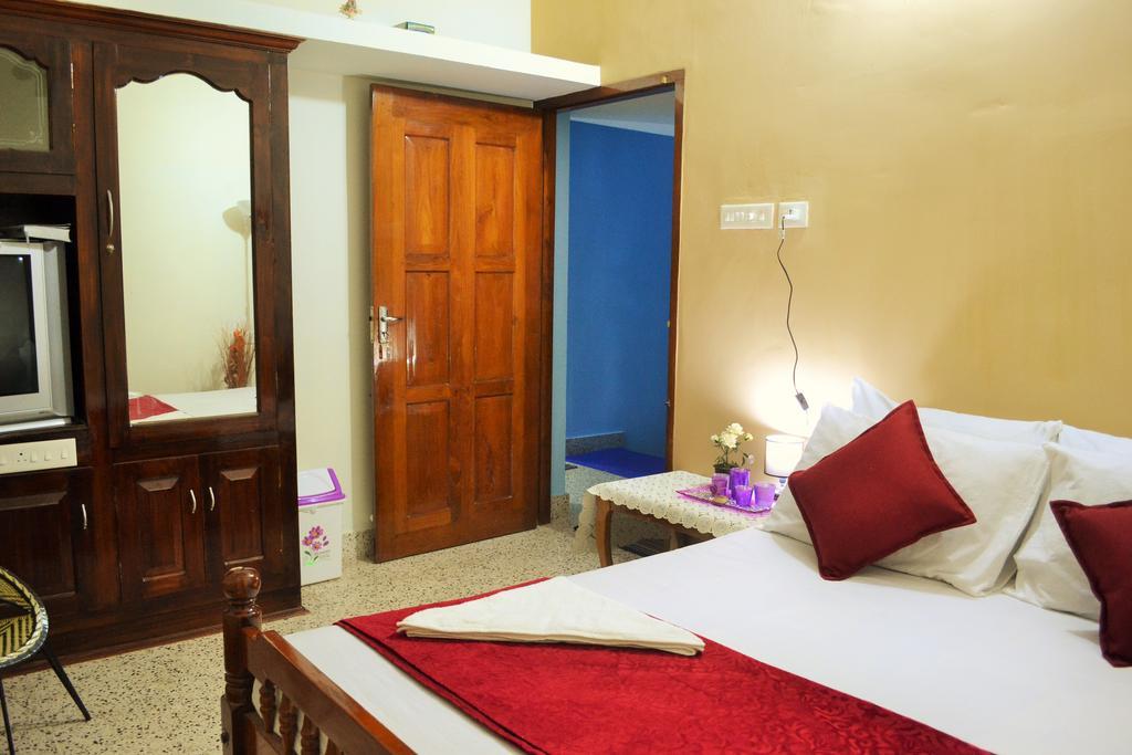 Thoms Beach Homestay Alappuzha Bilik gambar
