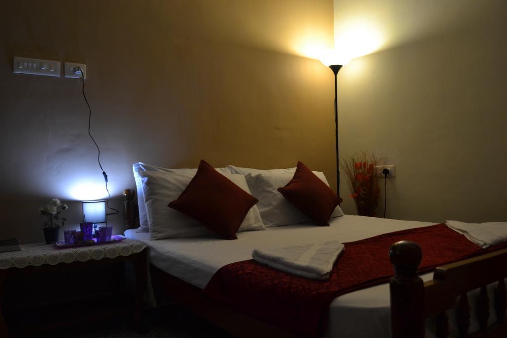 Thoms Beach Homestay Alappuzha Luaran gambar