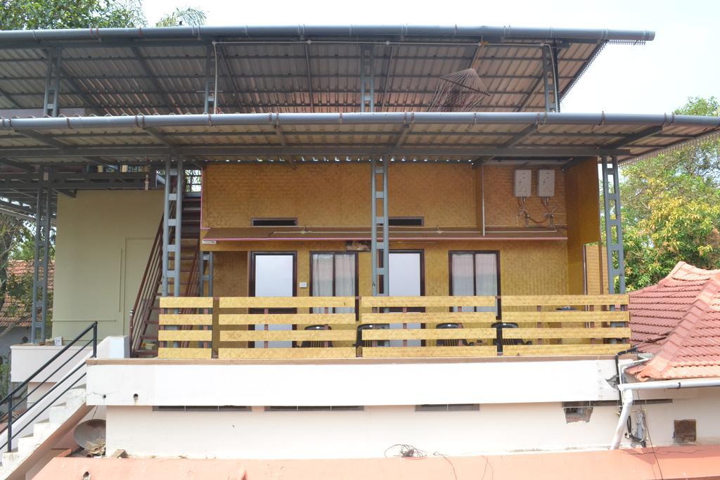 Thoms Beach Homestay Alappuzha Luaran gambar