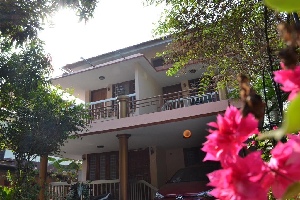 Thoms Beach Homestay Alappuzha Luaran gambar