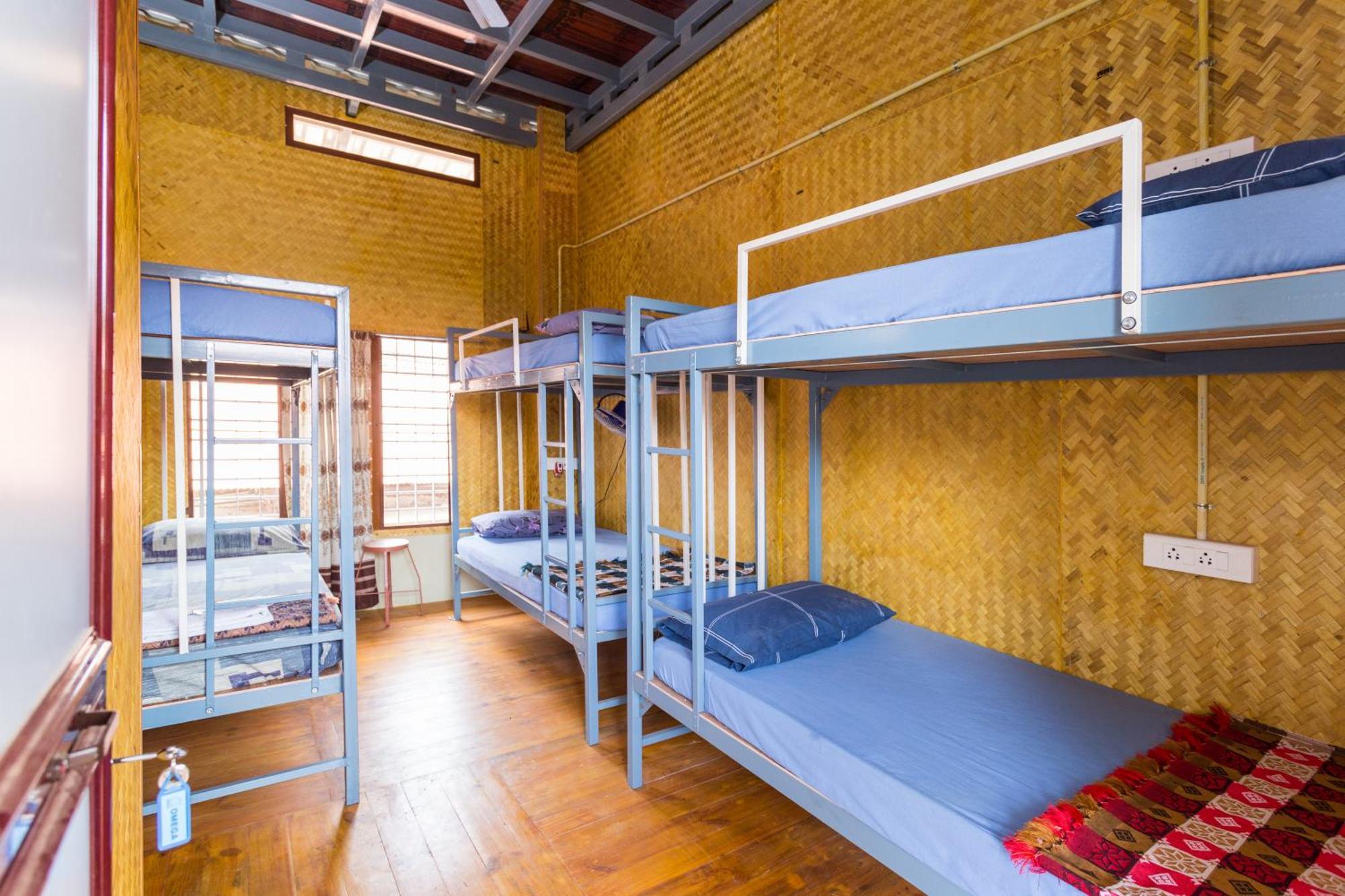Thoms Beach Homestay Alappuzha Luaran gambar